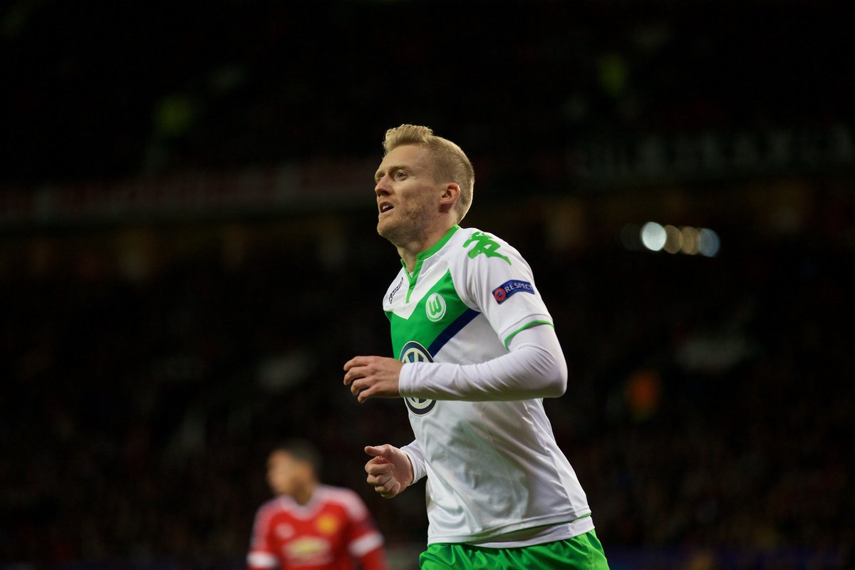 http://s6.picofile.com/file/8248943568/150930_111_Man_Utd_Wolfsburg.jpg