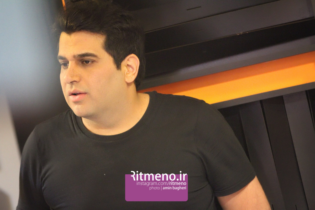 http://s6.picofile.com/file/8249707226/Hamid_Askari_2.jpg