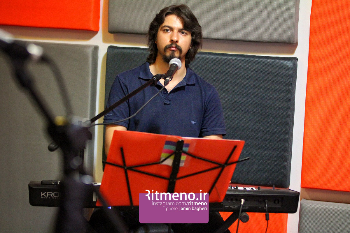 http://s6.picofile.com/file/8249707818/Hamid_Askari_12.jpg