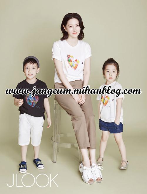 http://s6.picofile.com/file/8250791850/JLOOK_mag1.JPG