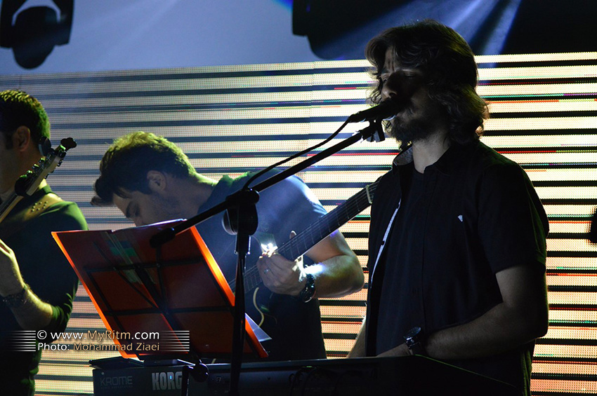 http://s6.picofile.com/file/8251481076/422.jpg