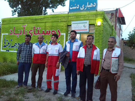 اعزام کاروان سلامت به روستاهای دشت و بیدک شهرستان گرمه / تصاویر
