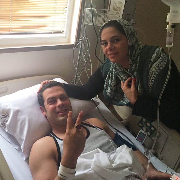 پژمان بازغی و همسرش مستانه مهاجر در بیمارستان