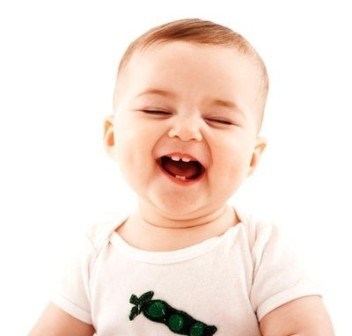 کودکان در روز چند بار لبخند میزنند