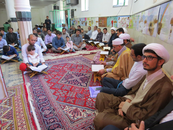 محفل انس با قرآن کریم با حضور قاری مصری برگزار شد / تصاویر