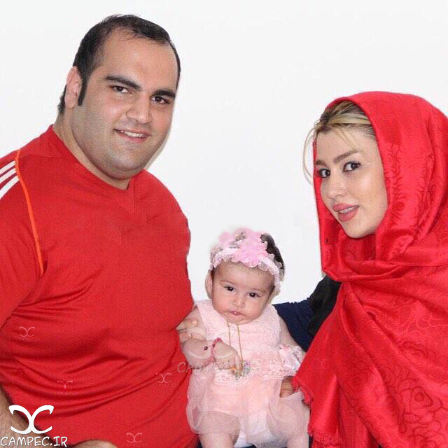 عکس بهداد سلیمی با همسر و دخترش