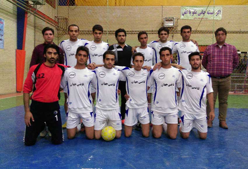 تیم فوتسال خشکبار قاضیجهان که در مسابقات جام رمضان گوگان در سال94 نایب قهرمان شد