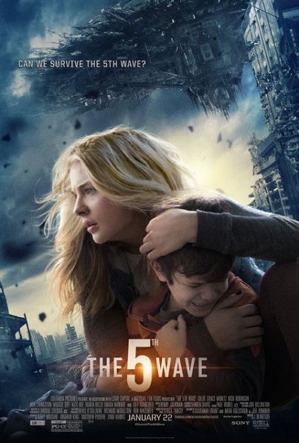 http://s6.picofile.com/file/8259079068/The_5th_Wave_2016_UniversalFilm.jpg