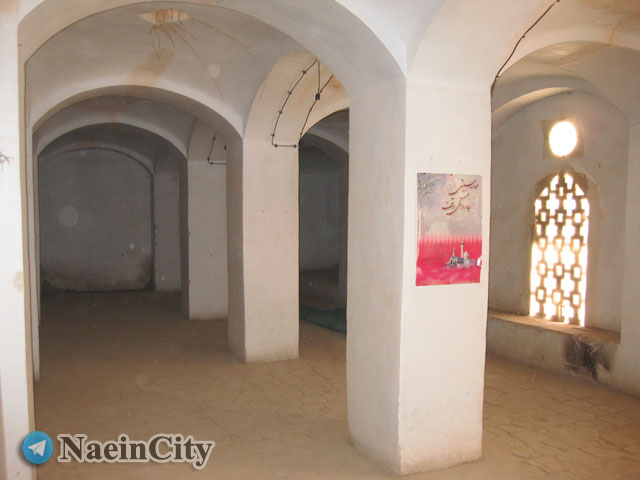 شبستان مسجد باباعبدالله نایین