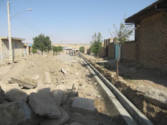 عملیات تعویض جداول فرسوده خیابان شهید نواب صفوی