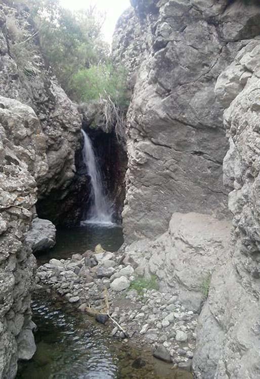 آبشار میانه