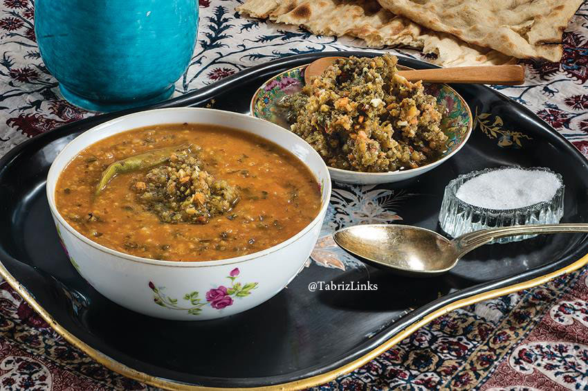 آش گوجه فرنگی