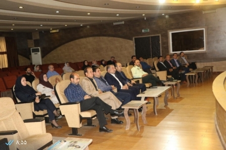 سخنرانی علمی پرندگان مهاجر و عوامل تهدید در سالن همایش شهرداری برگزار شد 1 image 2019 5 16 11 43 6 977 Z89