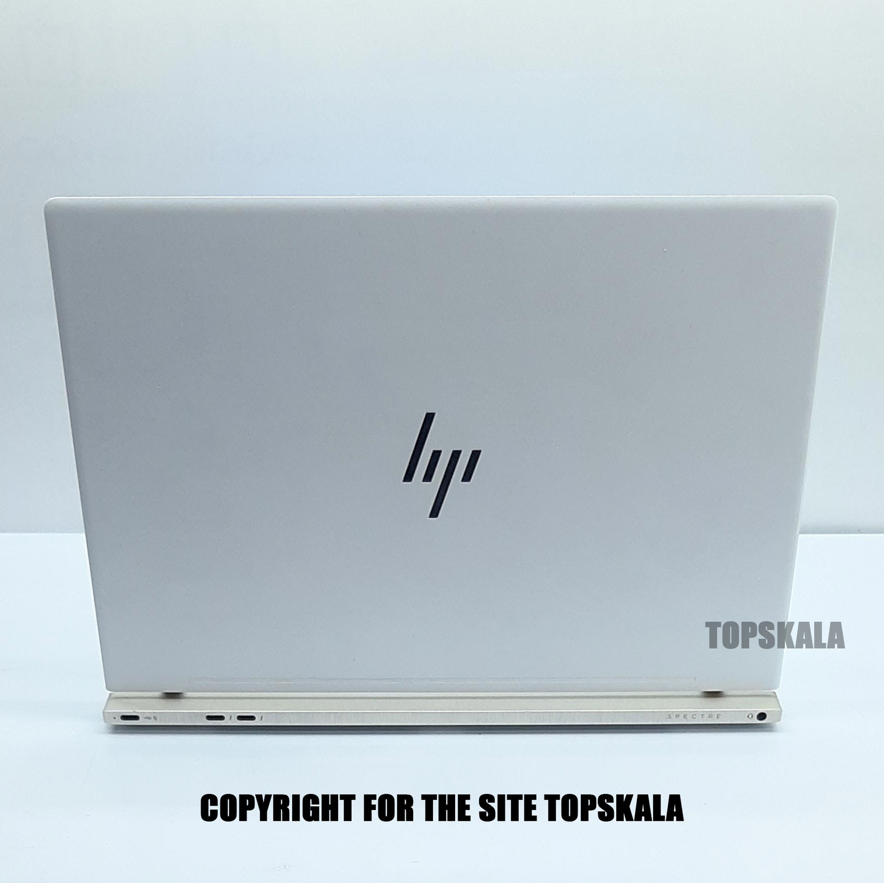 لپ تاپ استوک اچ پی مدل HP Spectre 13 - AF009TU با مشخصات i5-8th-8GB-512GB-SSD-4GB-intel-UHD-620laptop-stock-hp-model-13-AF009TU-i5-8250U-8GB-512GB-SSD-4GB-intel-UHD-620