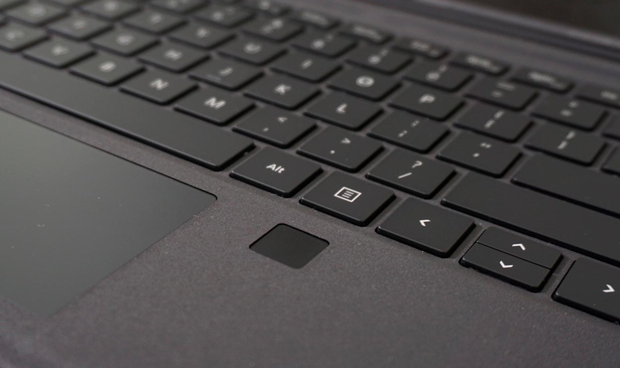 لپ تاپ استوک مایکروسافت مدل Microsoft Surface Pro 4 با مشخصات i7-6th-16GB-512GB-SSD-2GB-intel-HD-4600laptop-stock-microsoft-model-surface-pro-4-i7-16GB-512GB-SSD-2GB-intel-HD-4600