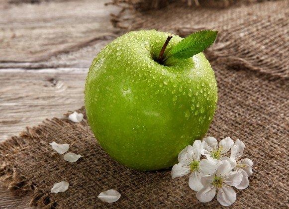 سیب سبز، یکی از سلامت بخش&zwnj; ترین خوراکی&zwnj; های ایران