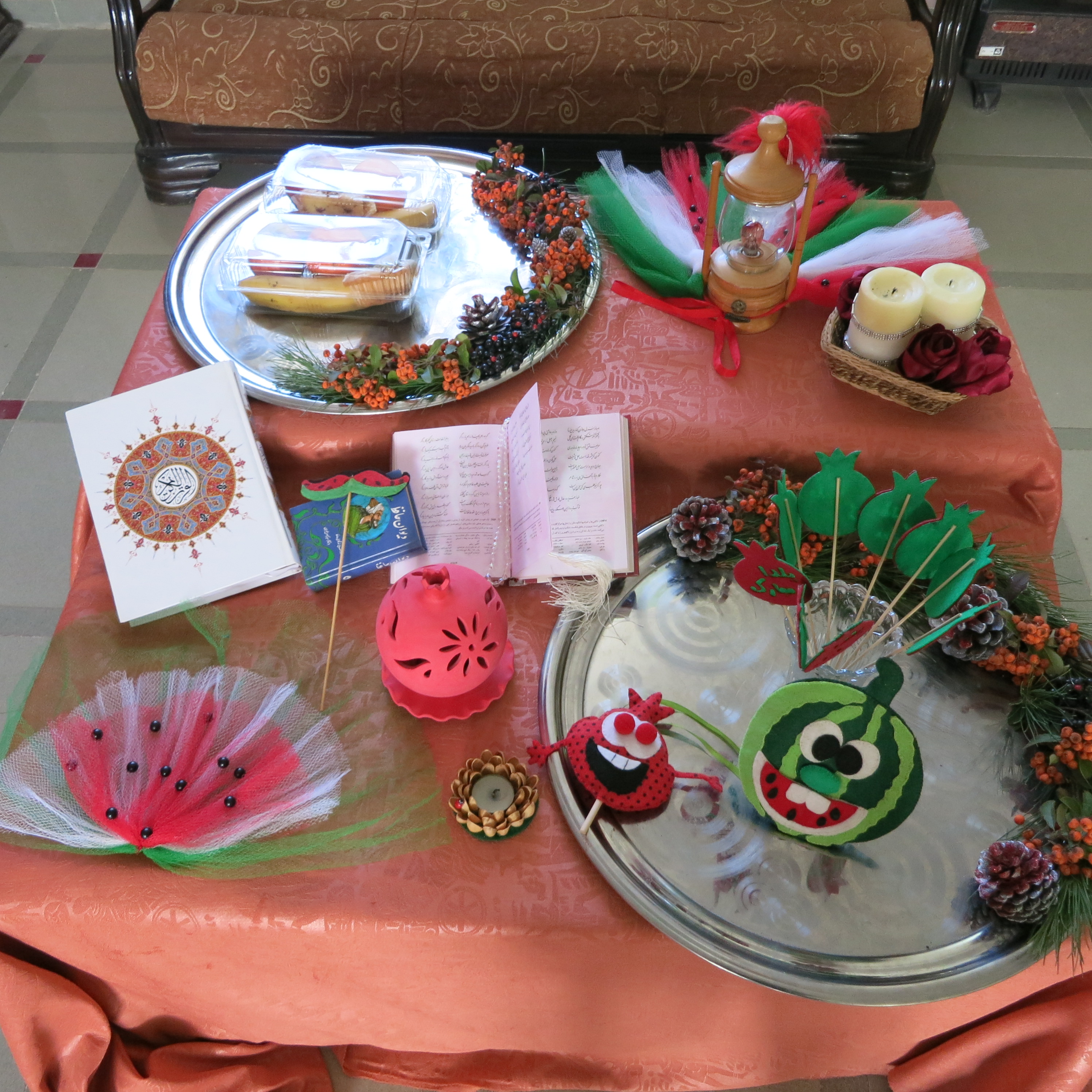برگزاری جشن شب یلدا ویژه معلولین سالمند در جامعه معلولین زنجان