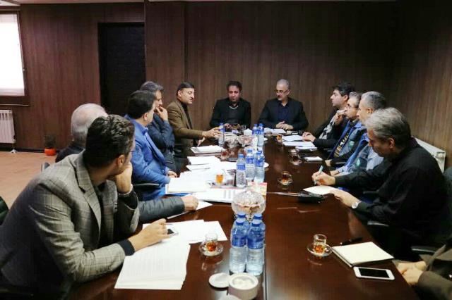 جلسه بررسی شیوه های ایمنی ساختمان ها و لزوم استفاده از دستگاه قطع کن گاز در ساخت و سازها در زمان بروز حوادث غیر مترقبه و بلاهای طبیعی 1 photo 2020 01 08 16 52 55