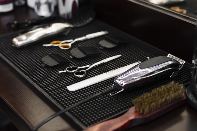 http://s6.picofile.com/file/8385403842/barber_pooster_14_.jpg