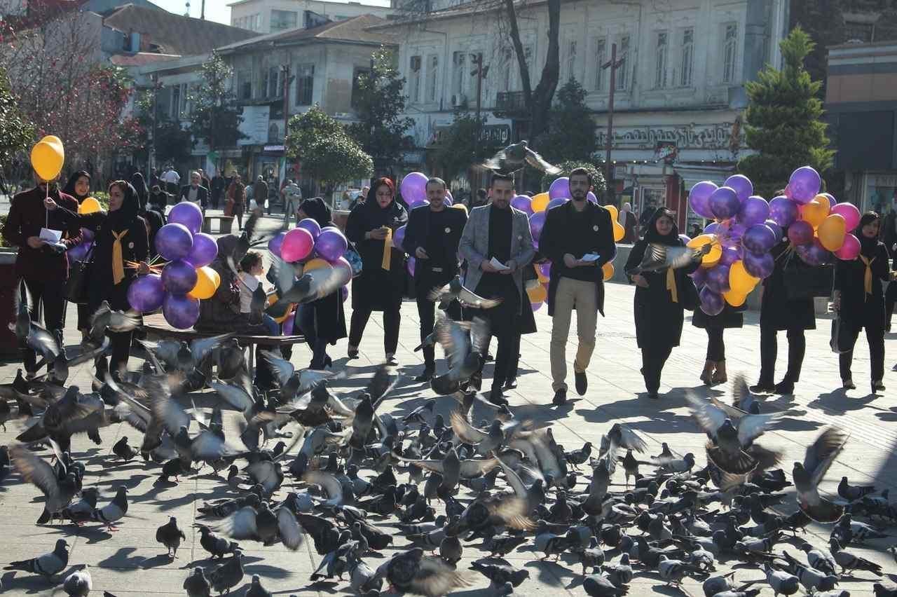 حرکت نمادین در پیاده راه فرهنگی رشت به نفع بیماران سرطانی+تصاویر 4 photo 2020 02 06 11 57 38