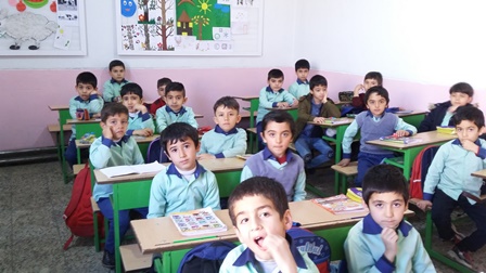 اجرای نشست قصه گویی در مدرسه ابتدایی حداد